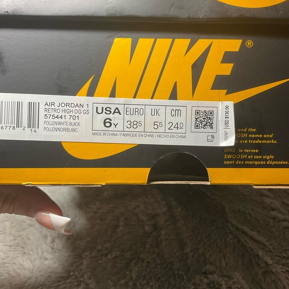 Nike Air Jordan High Top Sneakers - Yellow and Black - Picture 4 of 4